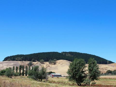 Lalgambuk Mount Franklin