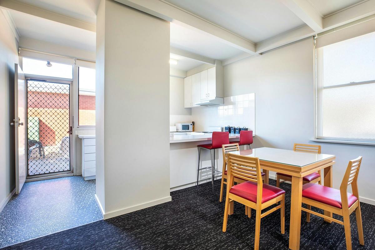 One Bedroom Apartment
