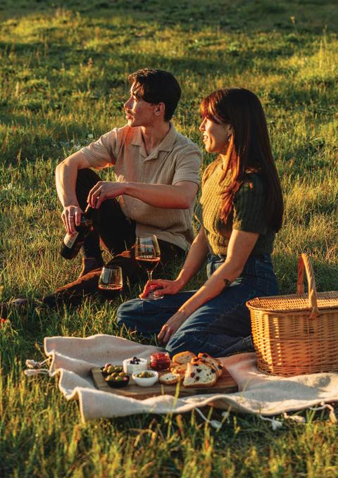Longview Vineyard Twin Palms Picnic