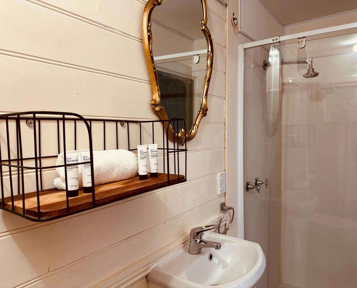 Superior Queen Room – Pet Friendly