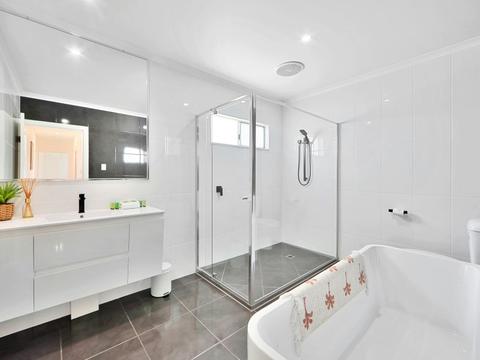 Bargara Holiday Rentals - The Other Place