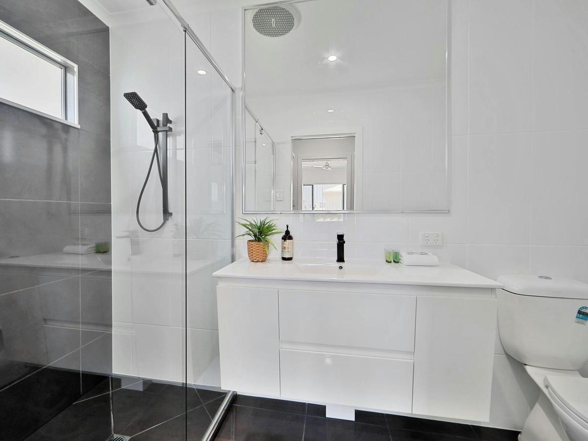 Bargara Holiday Rentals - The Other Place