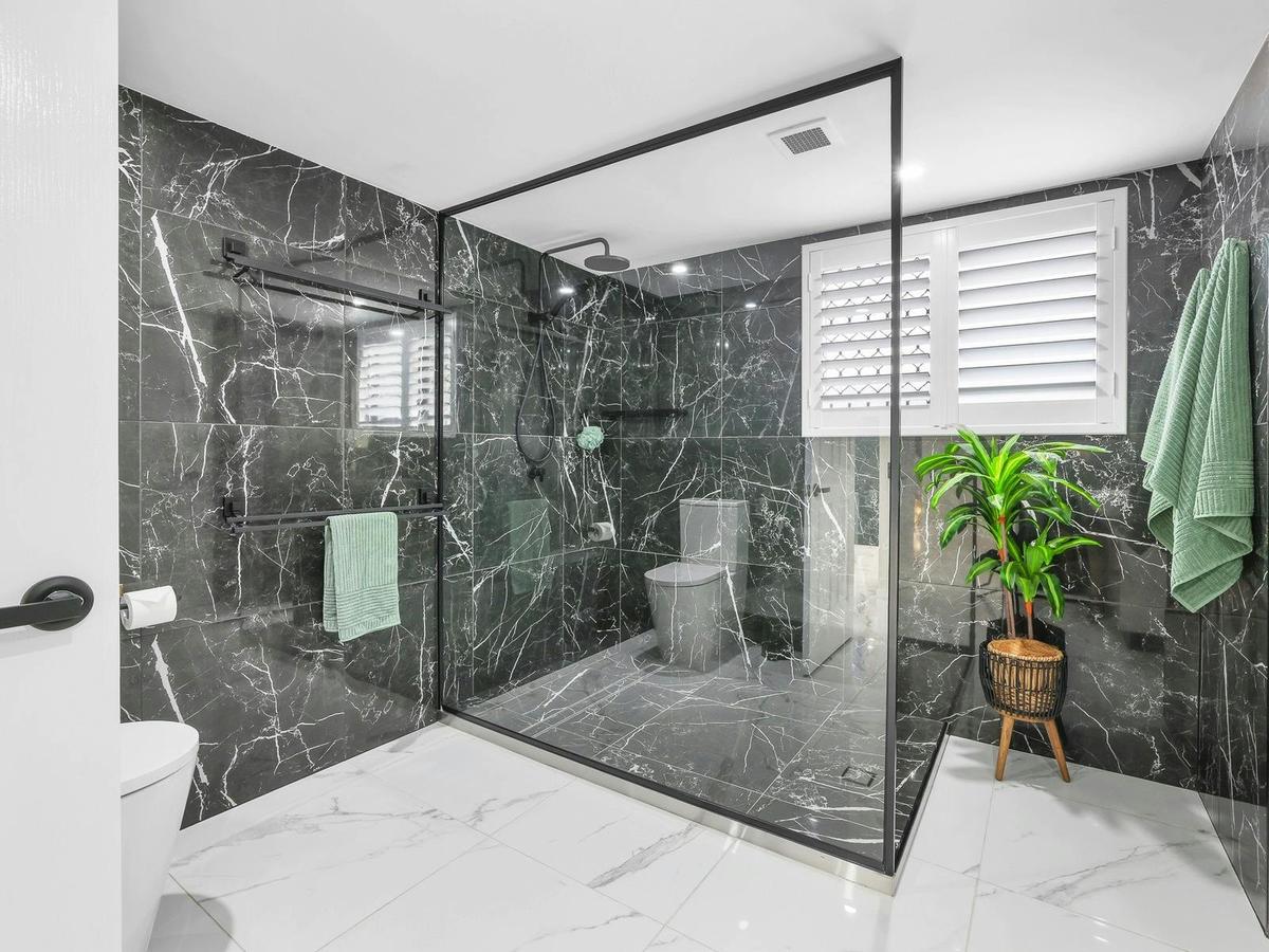 Bargara Holiday Rentals - Oceanfront Luxe 2BR