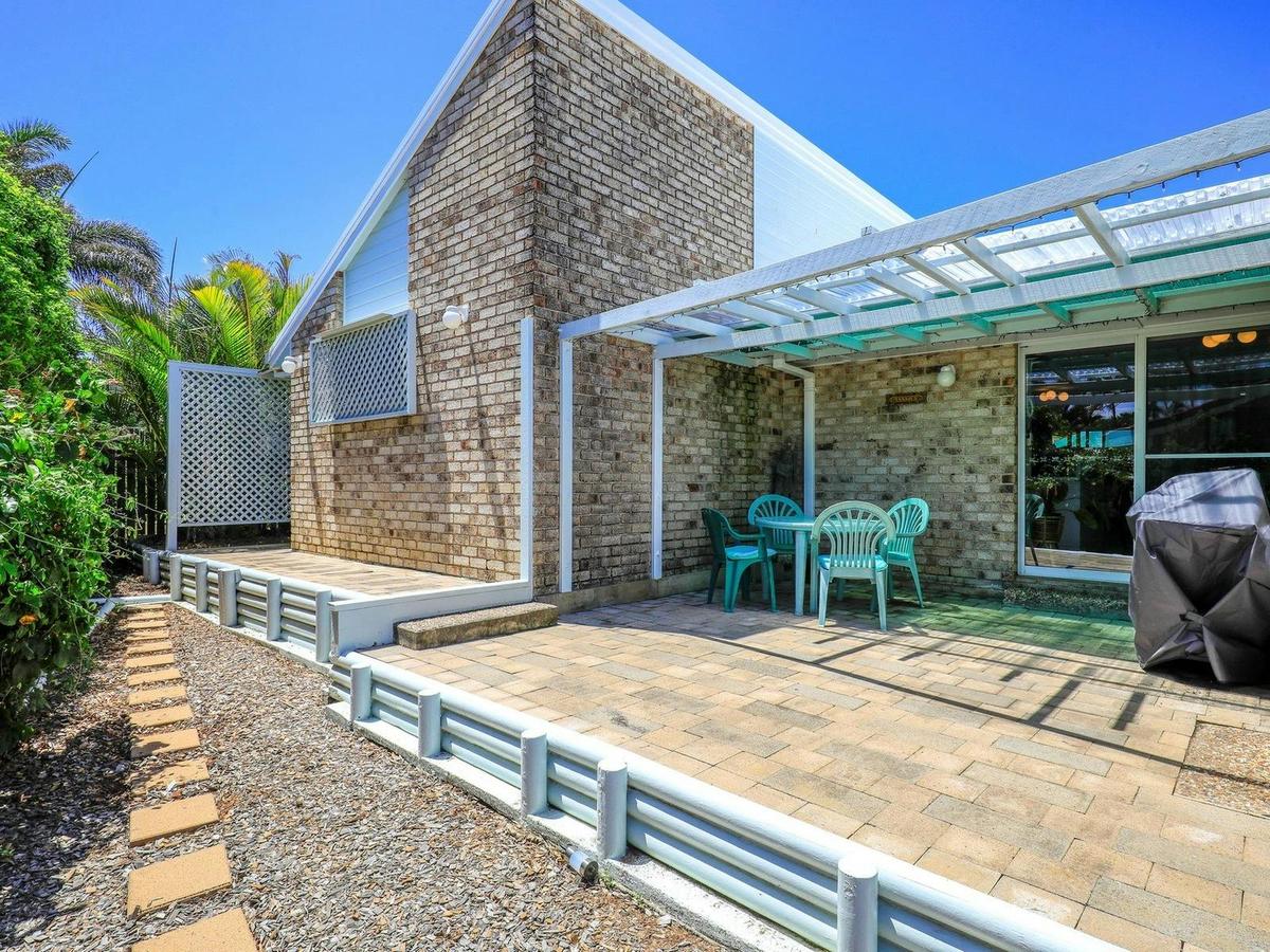 Bargara Holiday Rentals - Tranquil Tides