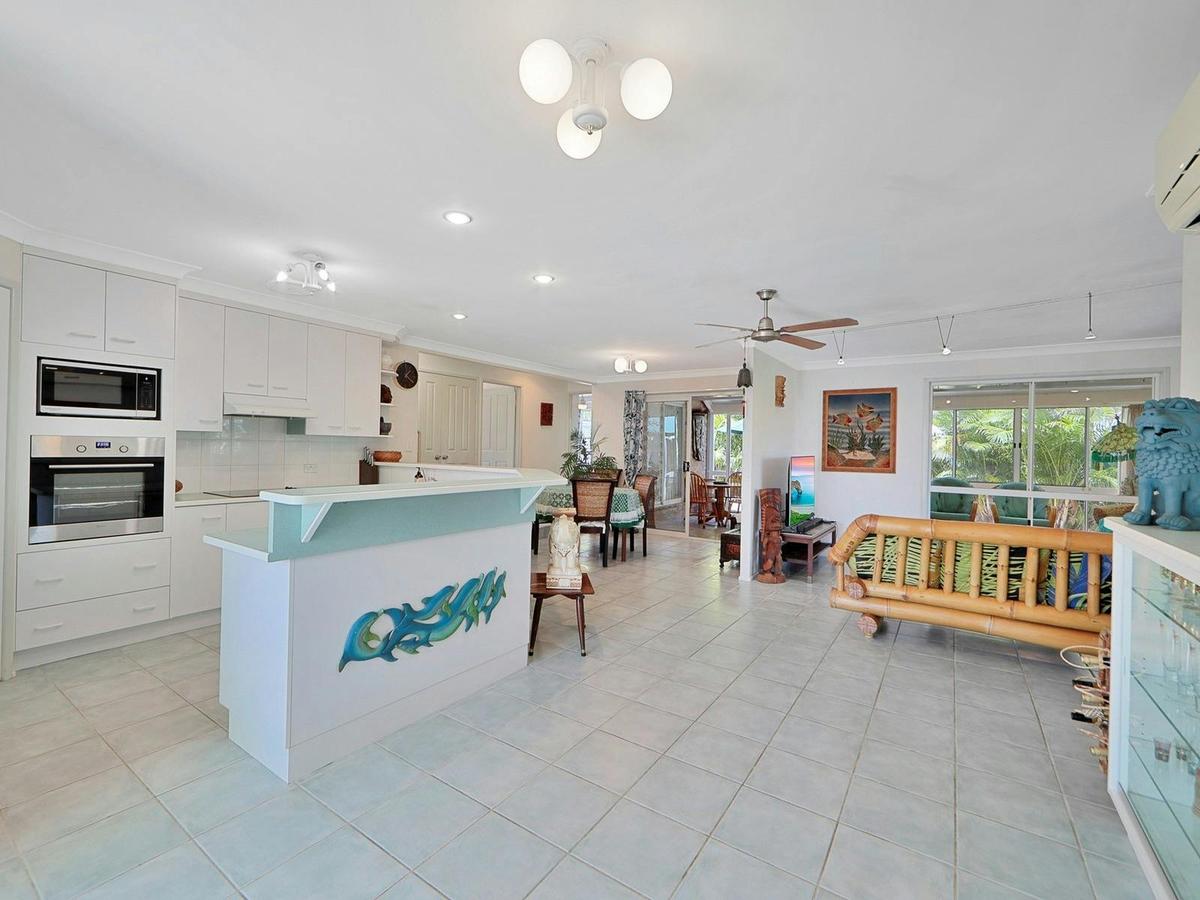 Bargara Holiday Rentals - Tranquil Tides