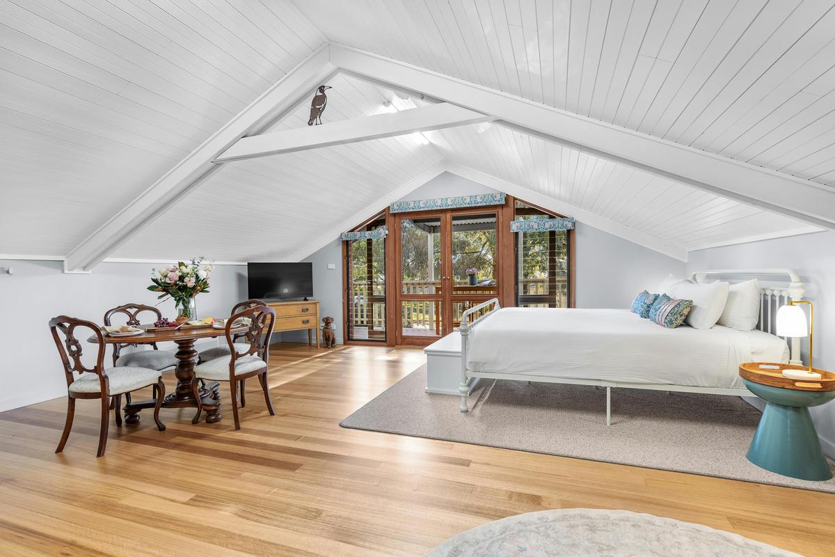 Magpie Loft