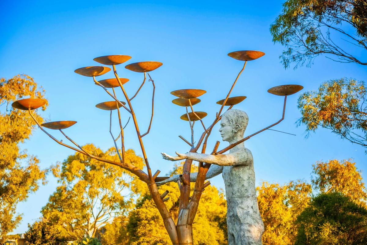 Discover a collection of unique sculptures throughout the Spirits of Time and Place Sculpture Trail