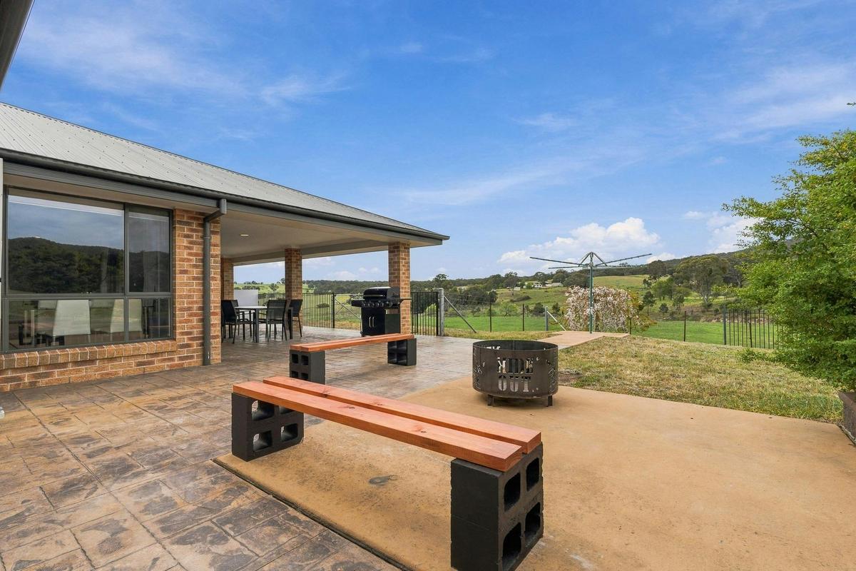 Firepit at Ned Kelly's Hideaway 2