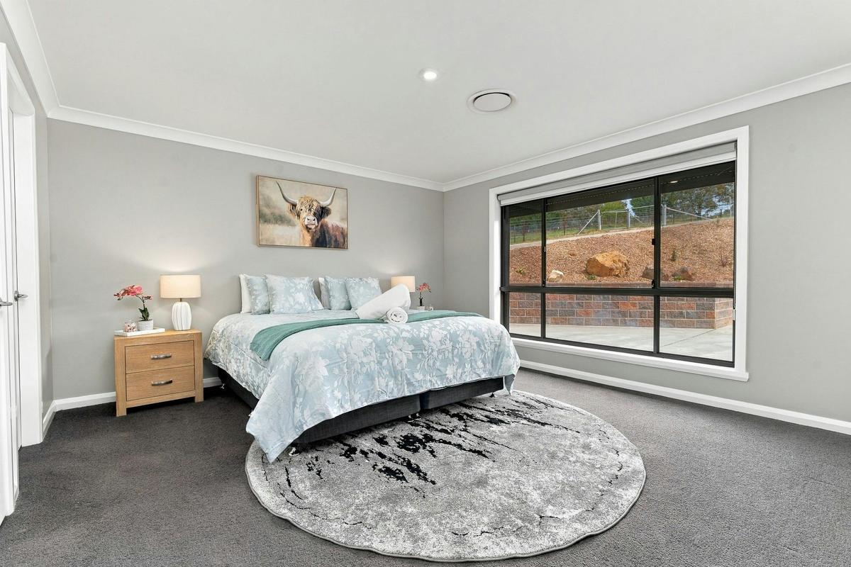 Main bedroom at Ned Kelly's Hideaway 2