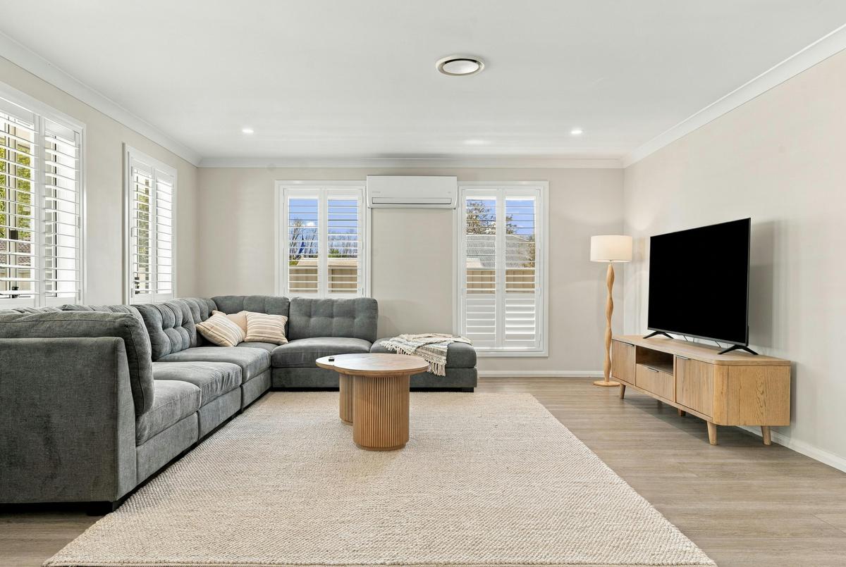 Living room at Morrisset Retreat