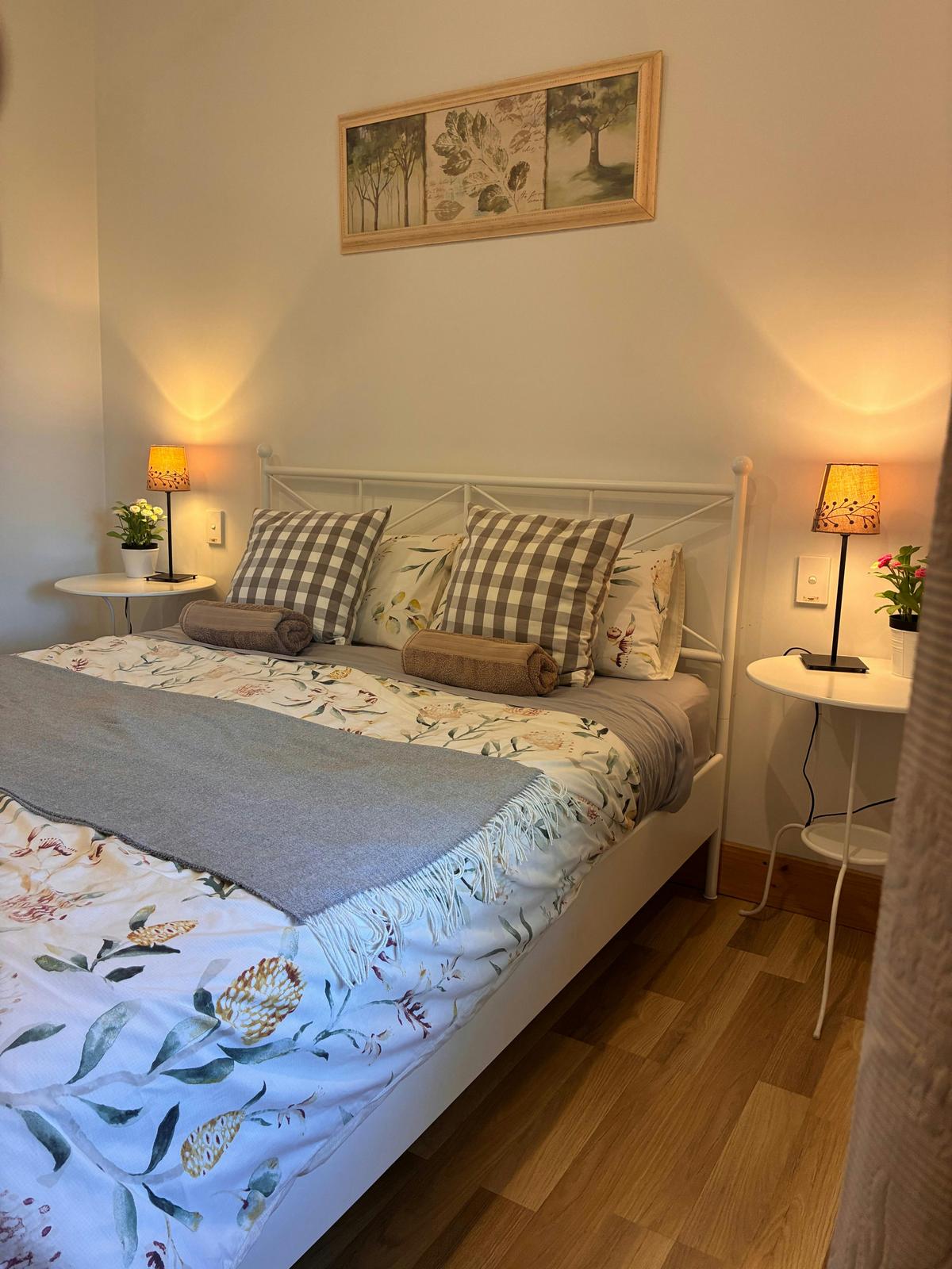 Master bedroom The Grape