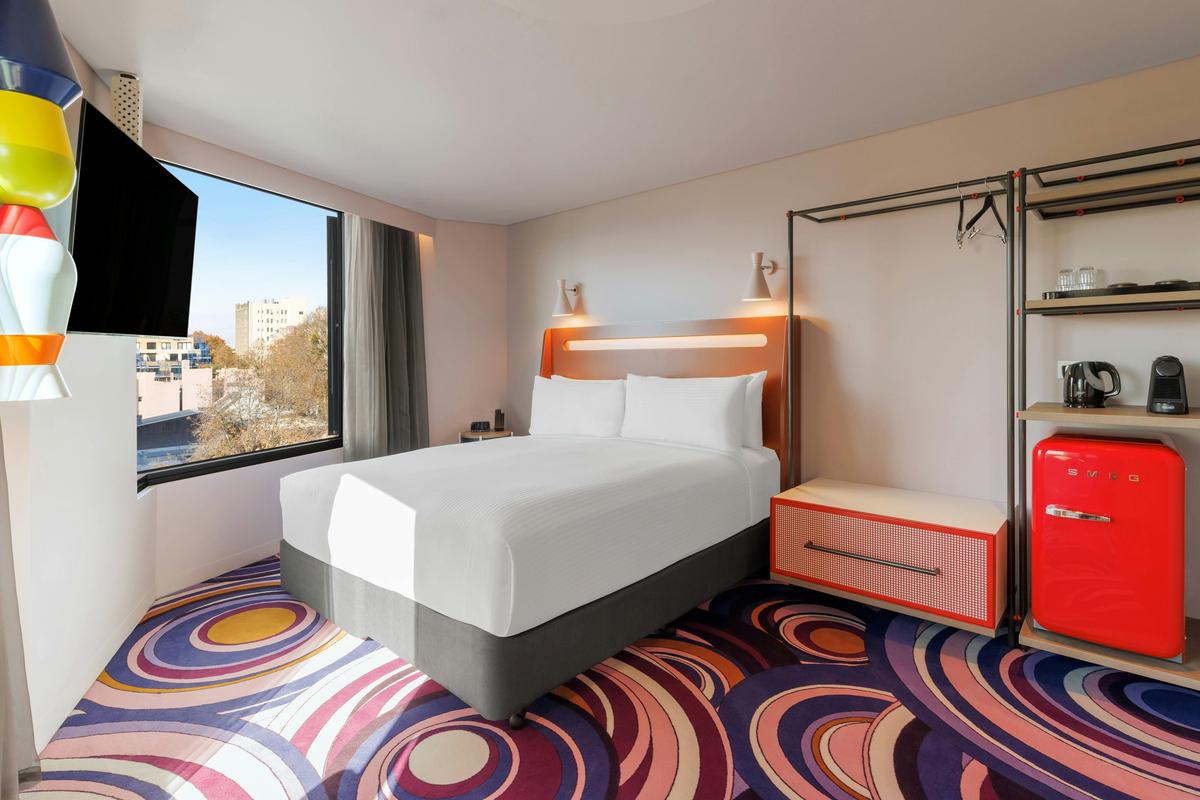 ADGE King Room
