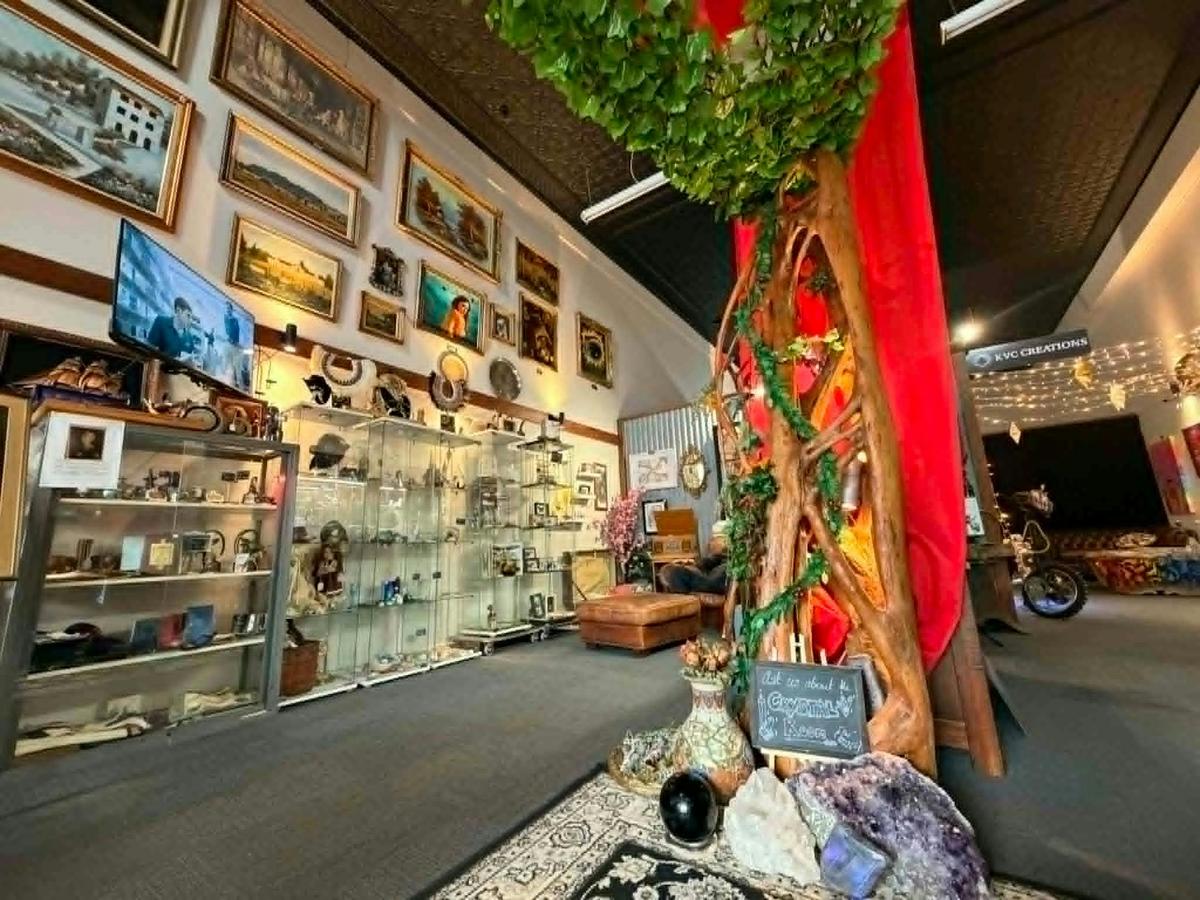 the show room in HVC gallery