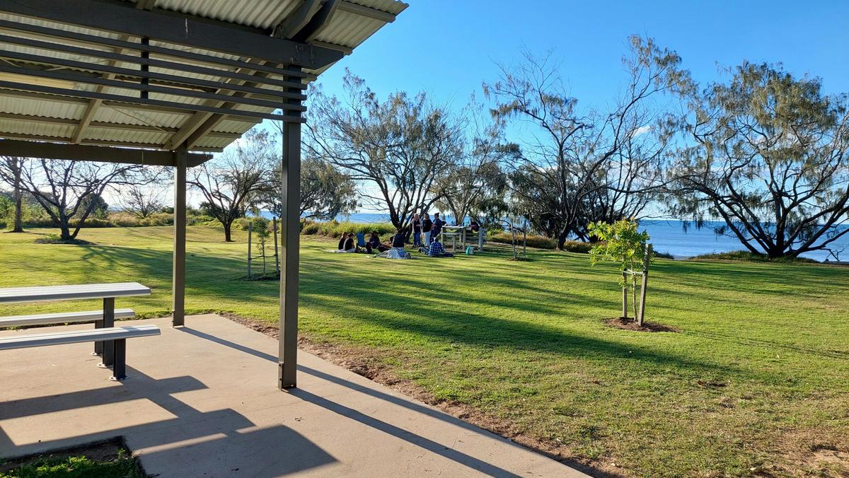 Foreshore parklands overlooking the beach provide picnic shelters, tables and free electric BBQs
