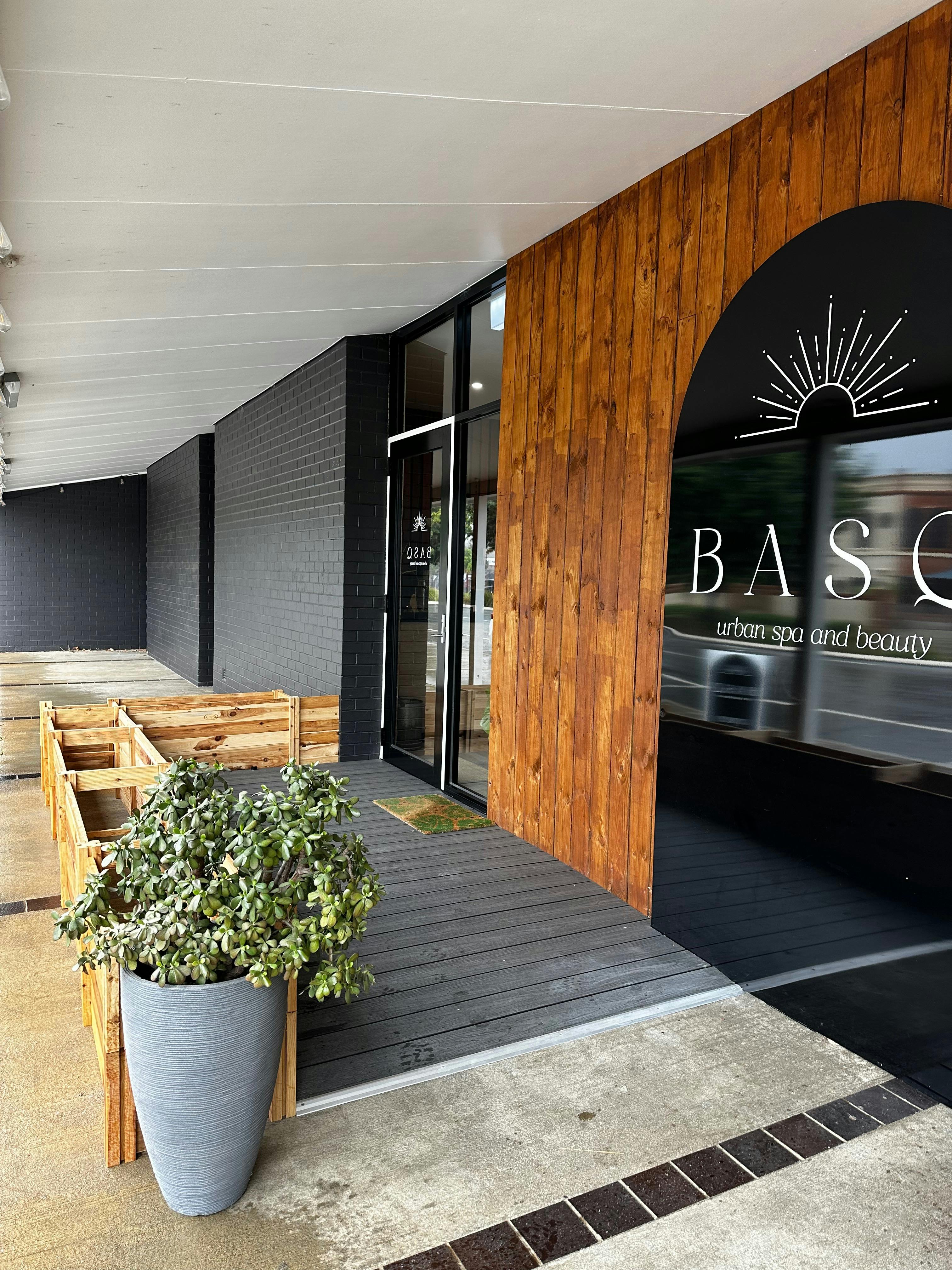 Basq entrance