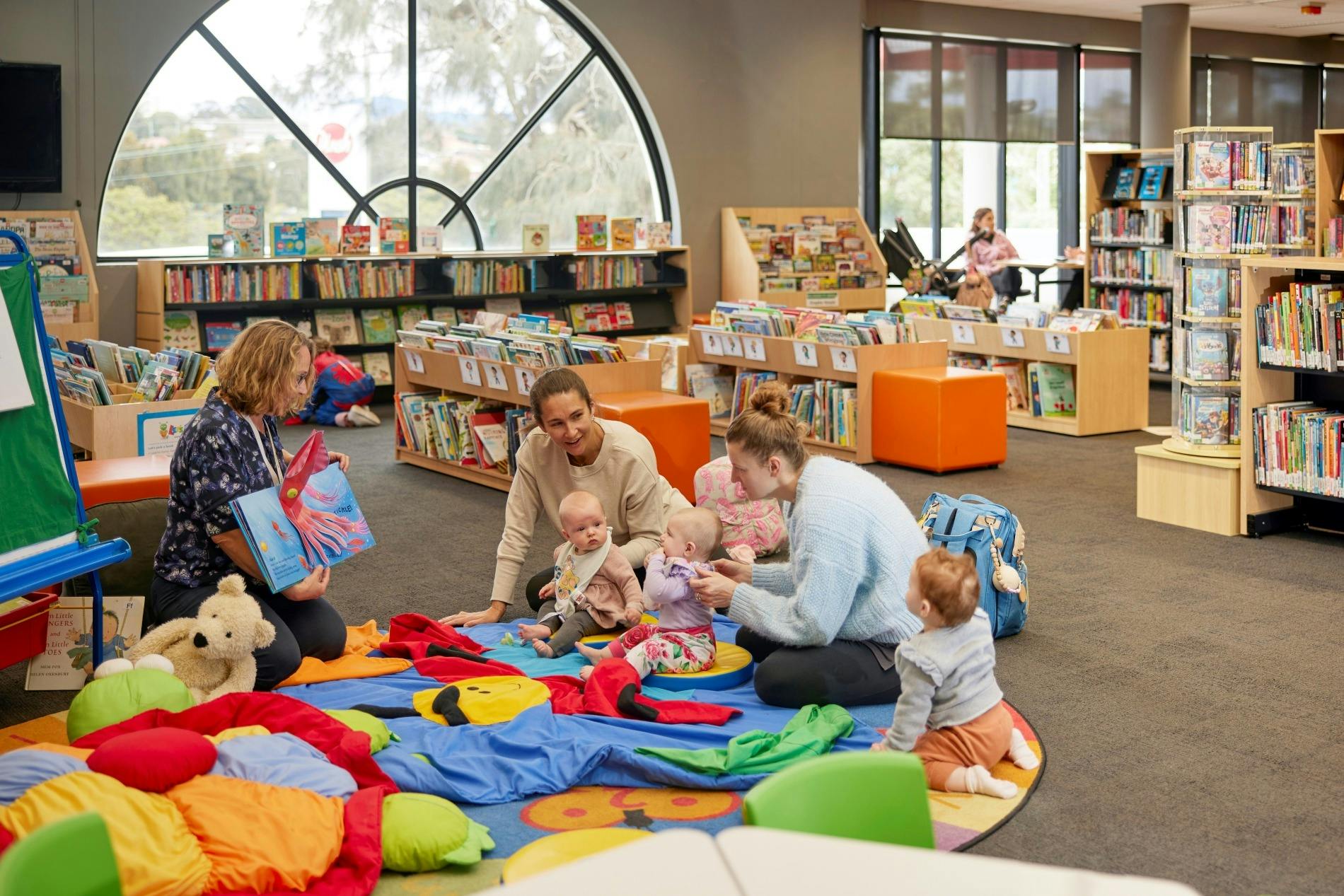 We host popular free programs for families with babies and toddlers.