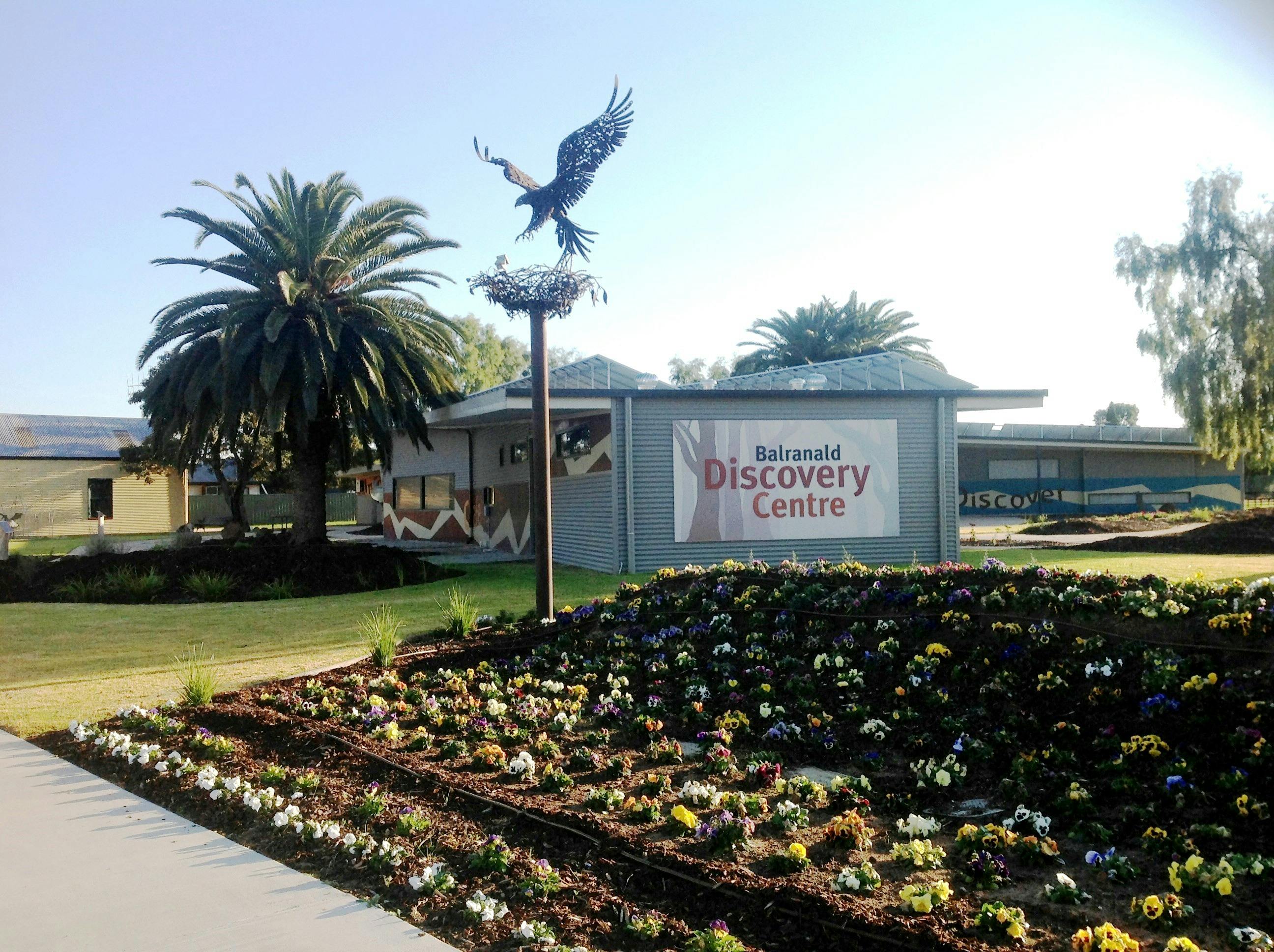 Balranald Discovery Centre  Visitor Information,Interactive Interpretive Pavillion,secure Playground