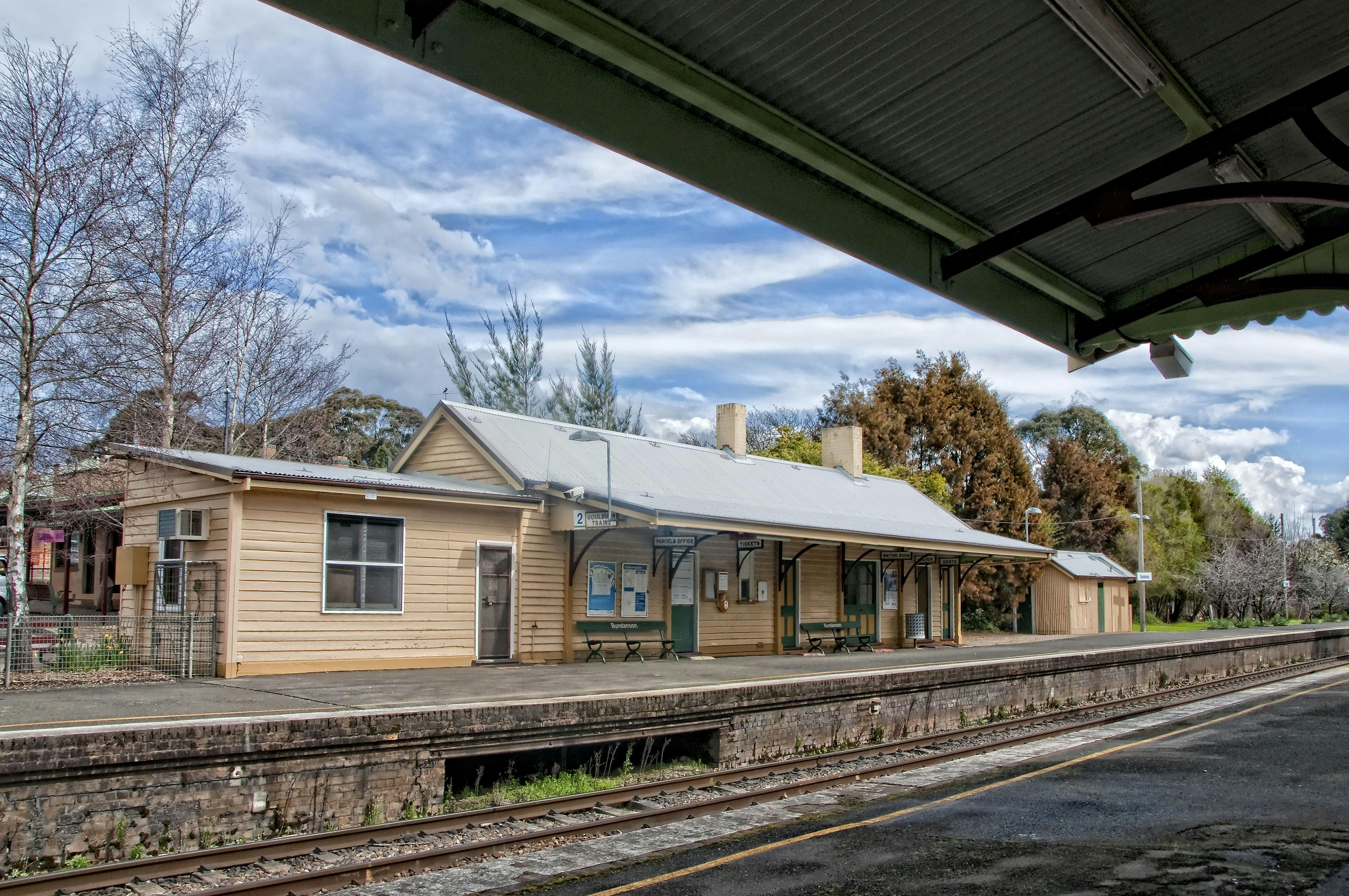 Bundanoon Railway Station