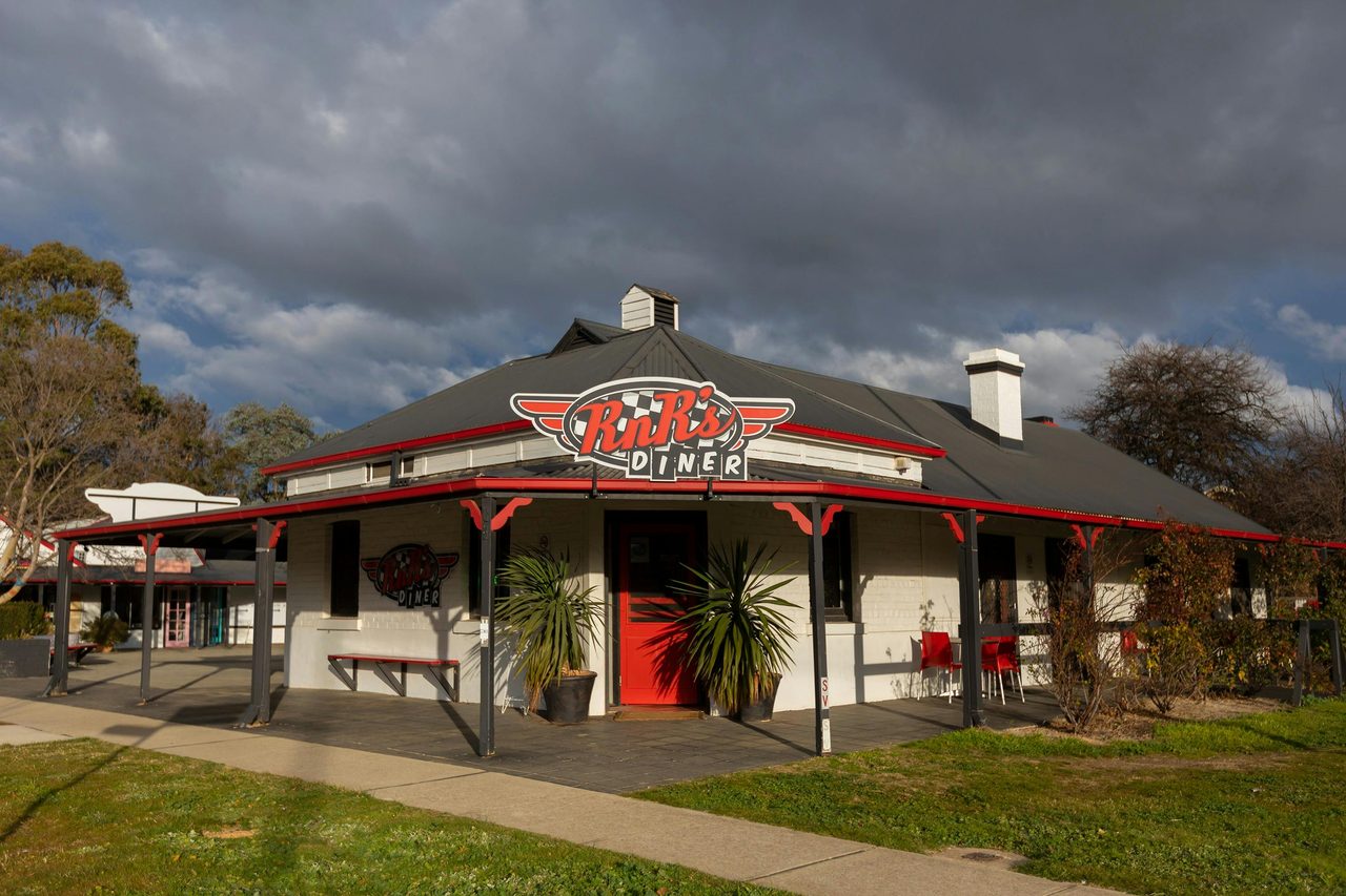 RnRs Diner