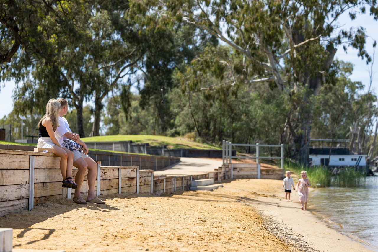Buronga Riverside