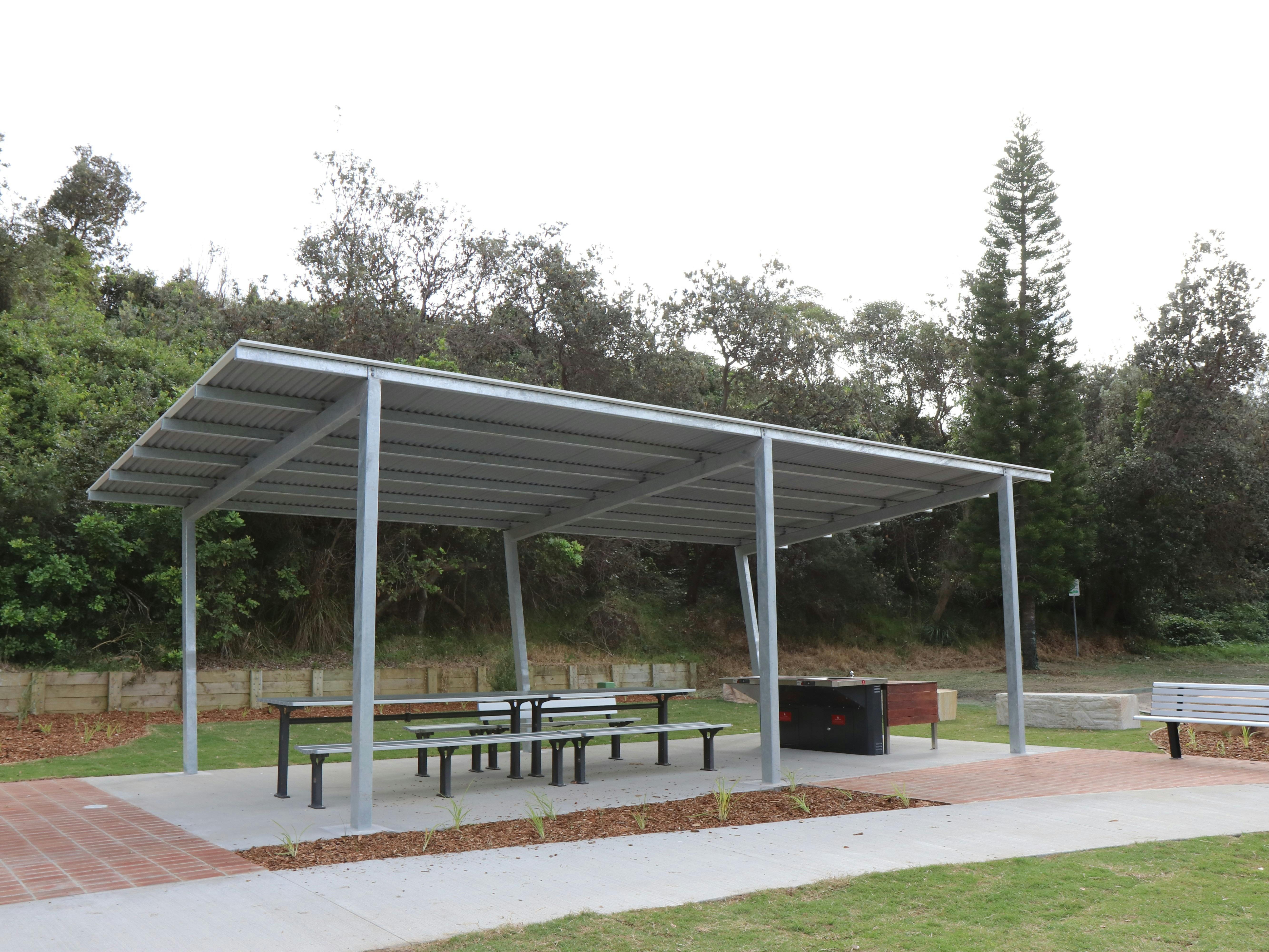 undercover BBQ facilities at Caves Beach