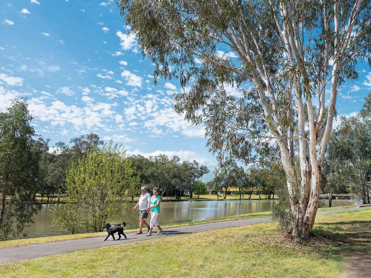 Lake Forbes 10km walking and cycling track