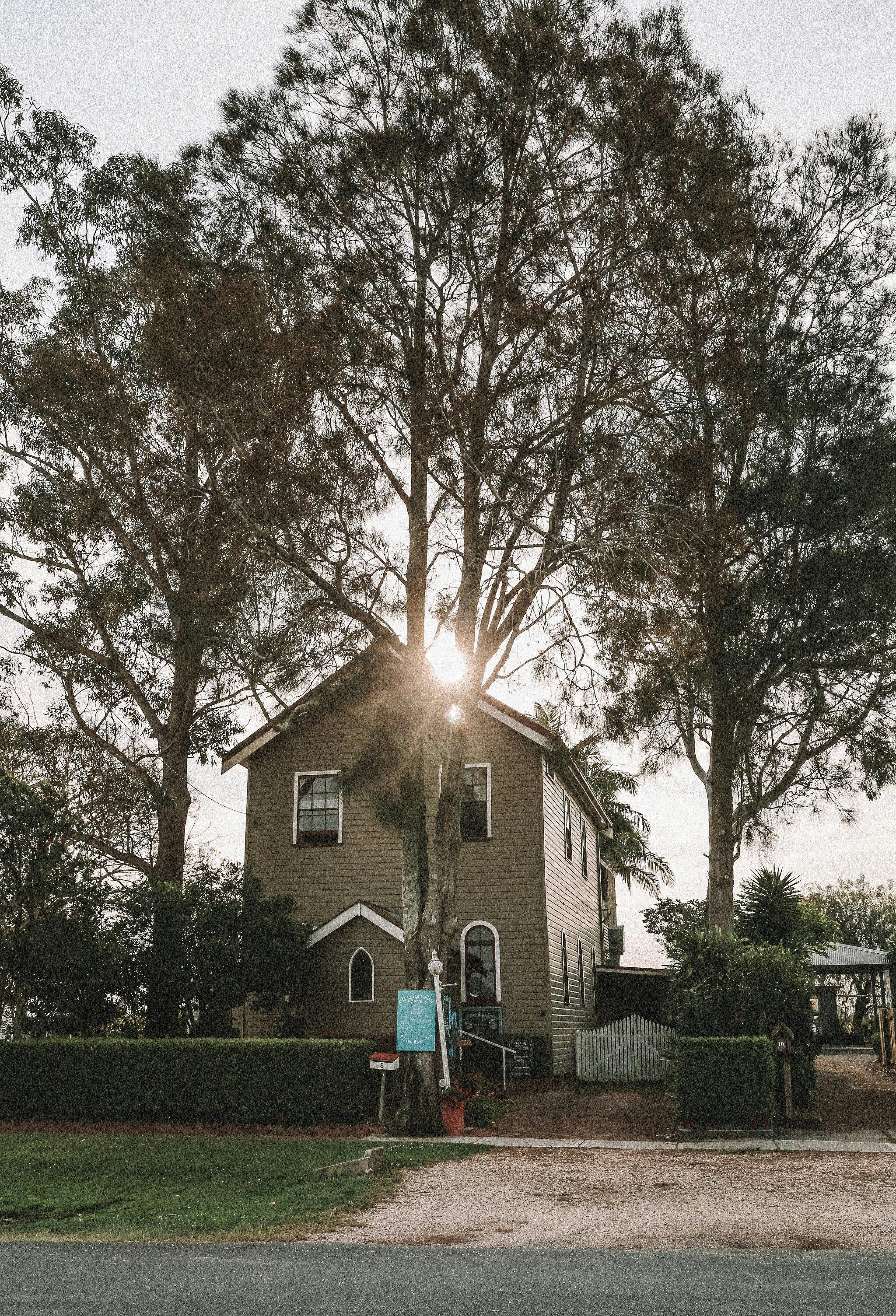 Gladstone Old Lodge Gallery