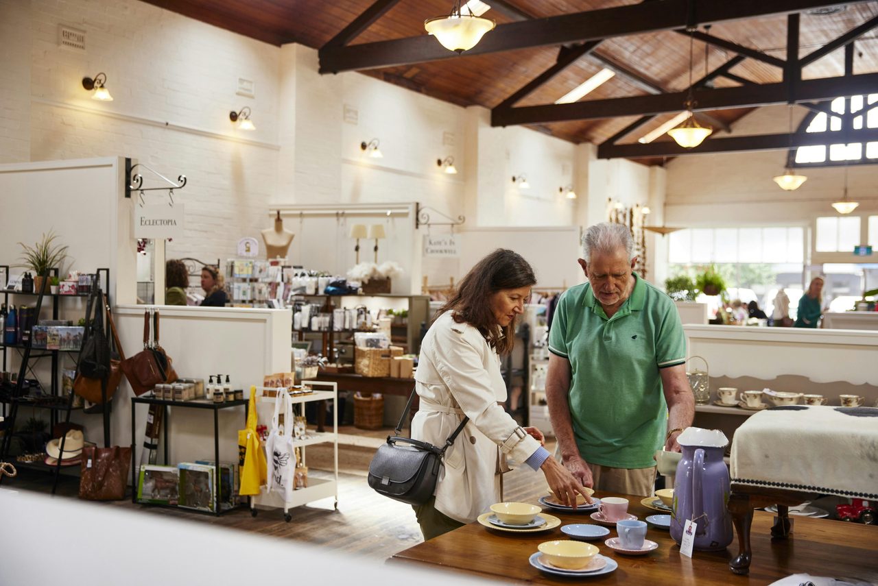 Retail shopping in Crookwell