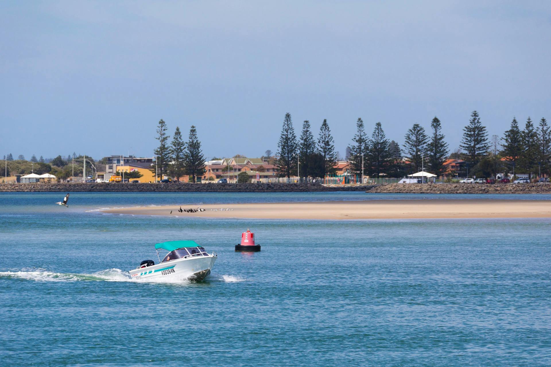 Boating on Lake Illawarra