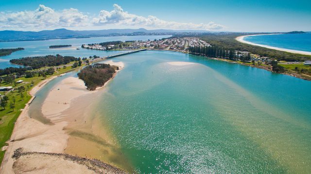 Lake Illawarra - Shellharbour Area