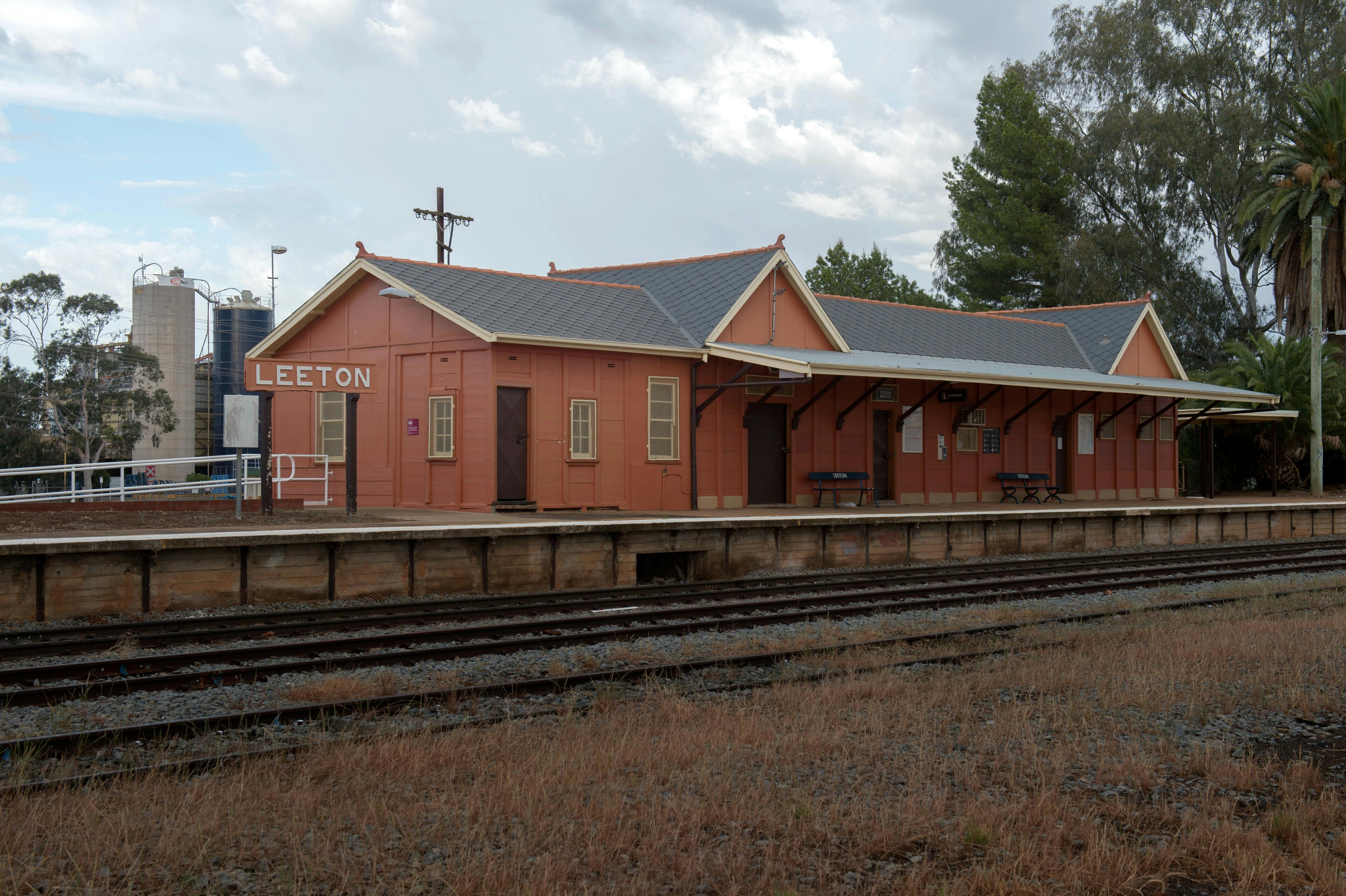 Leeton Train Station