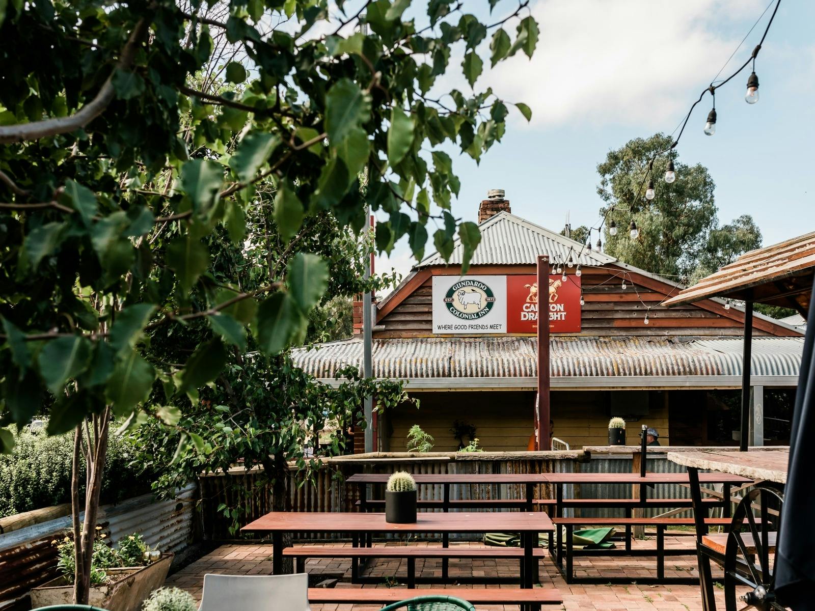 Gundaroo Colonial Inn