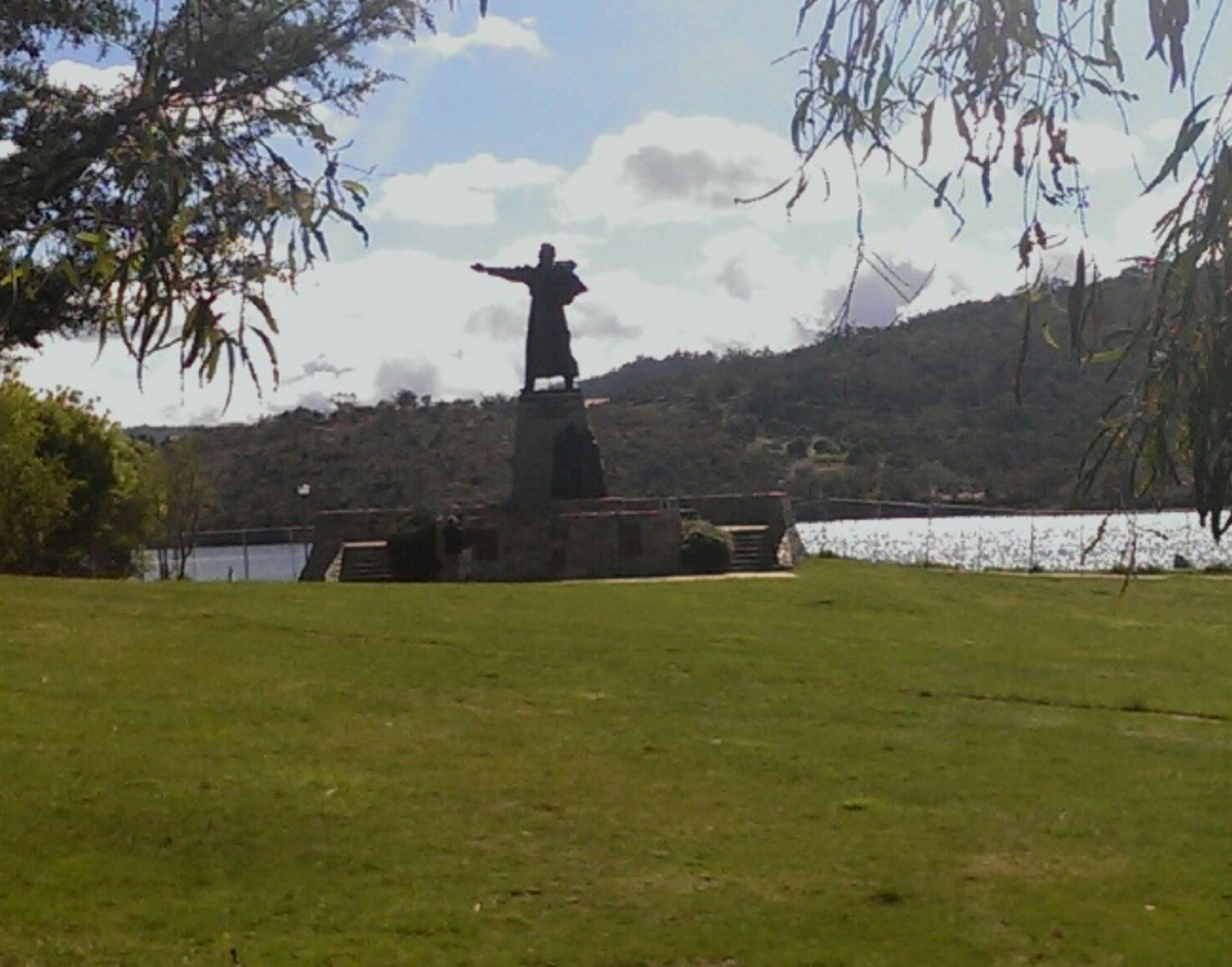 Strezlecki Monument, Jindabyne