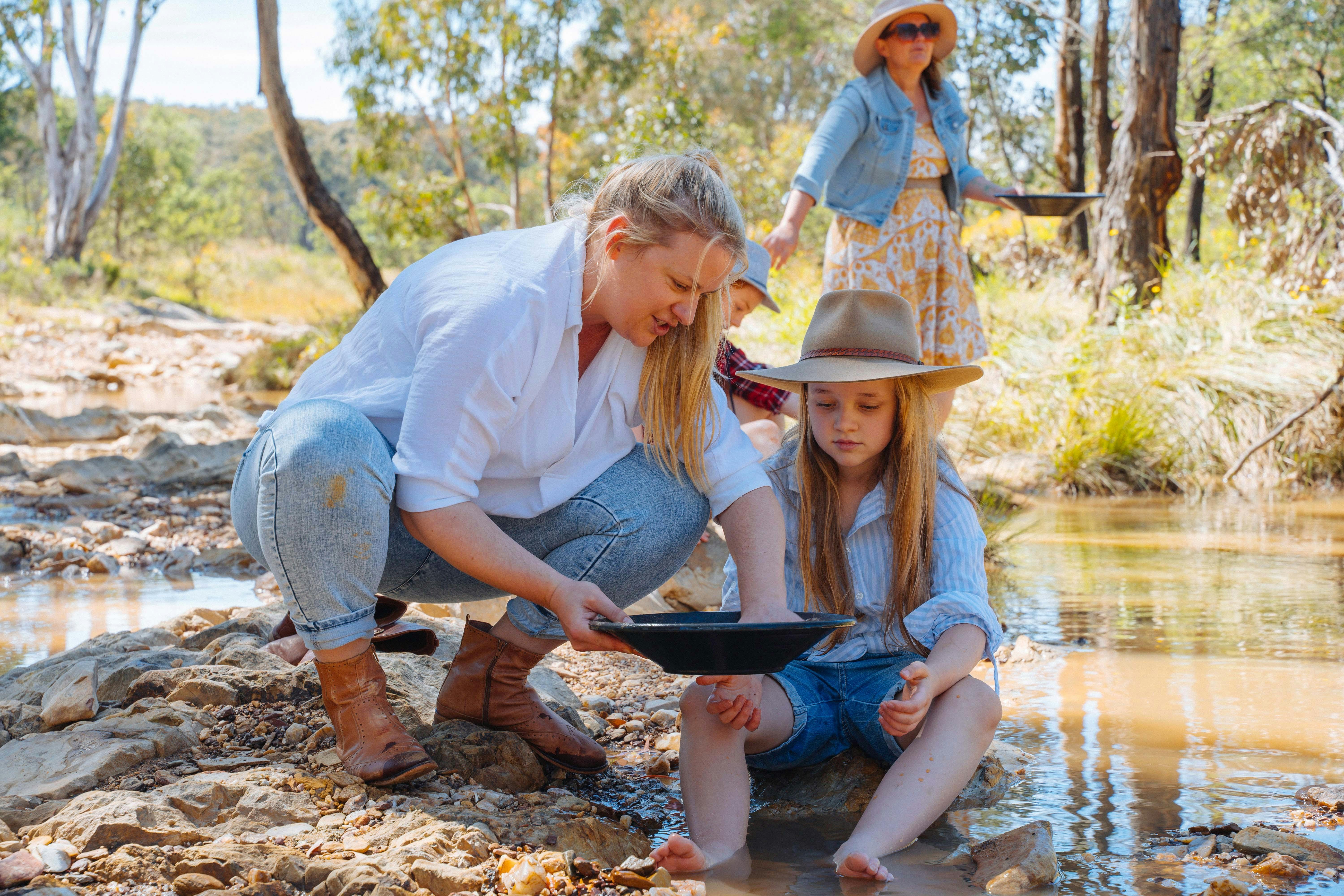 Gold Panning at Hill end