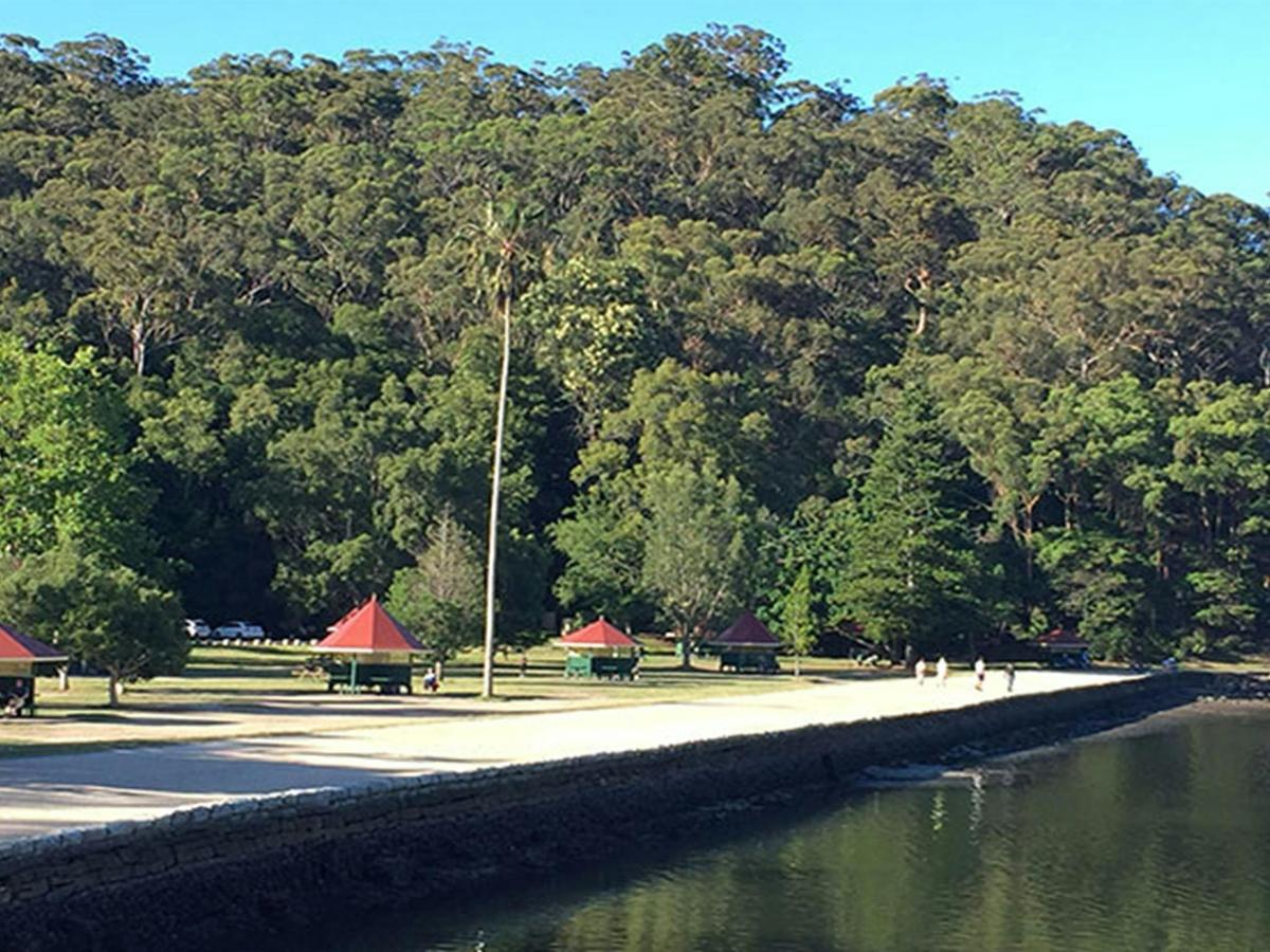 Bobbin Head picnic area offers plenty of space and is a popular fishing spot in Ku-ring-gai Chase