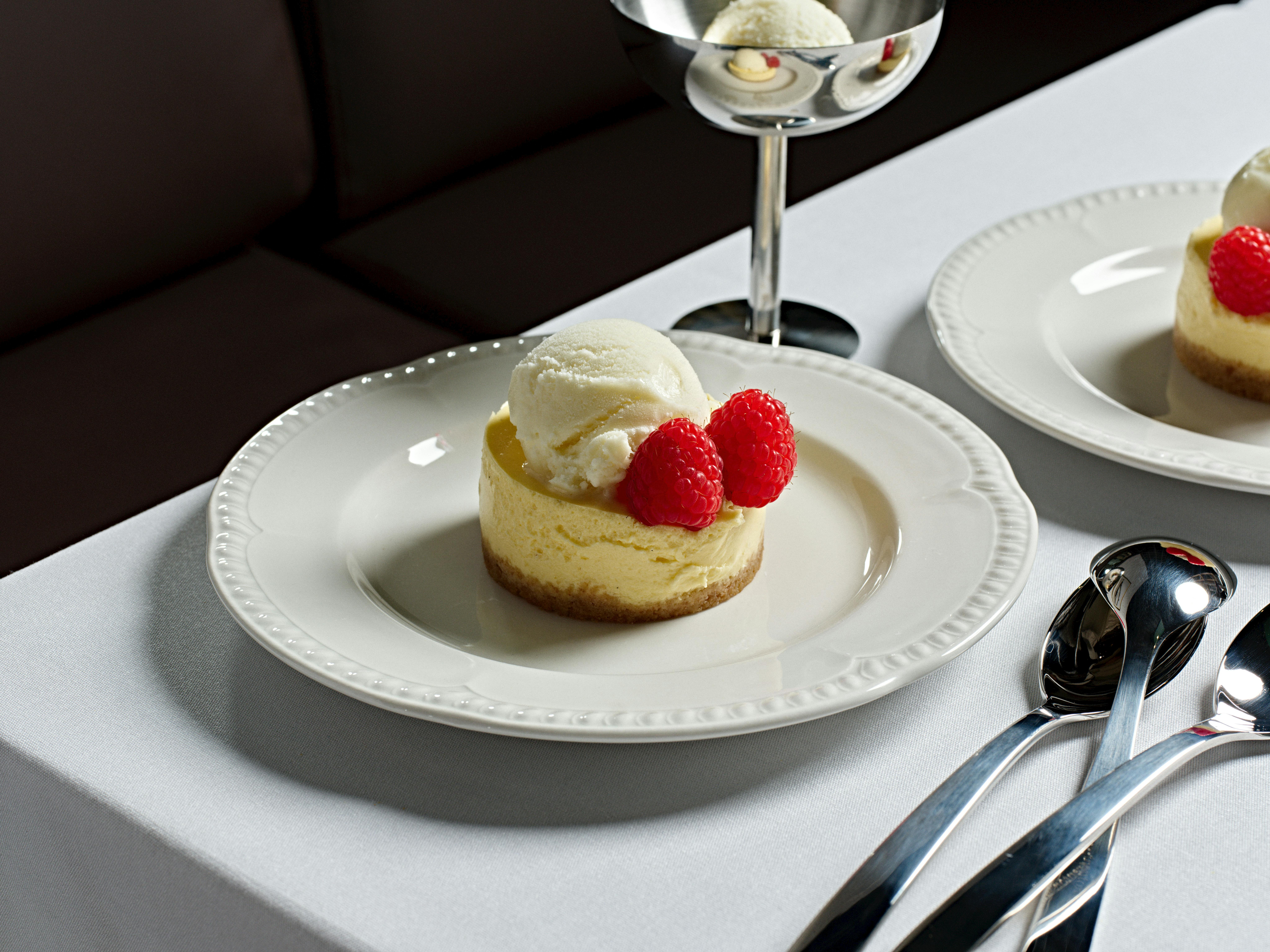 New York Cheesecake with Vanilla Ice Cream