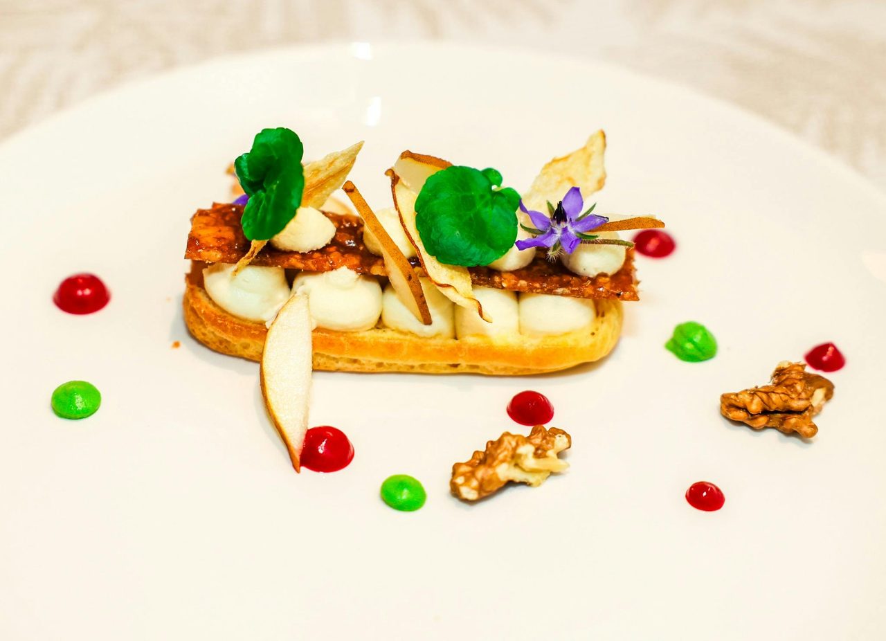 Goat's cheese tart