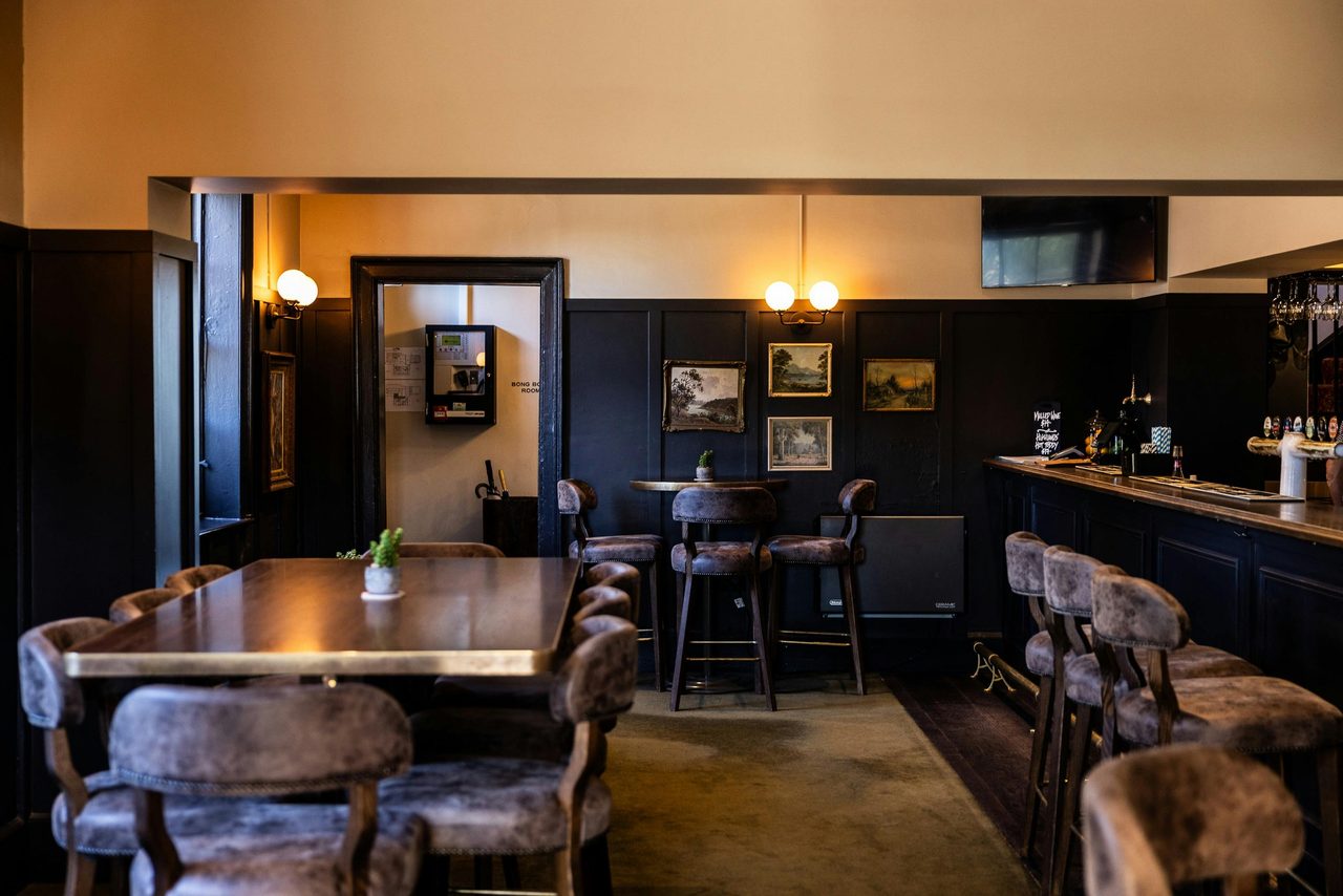Briars Throsby Bar