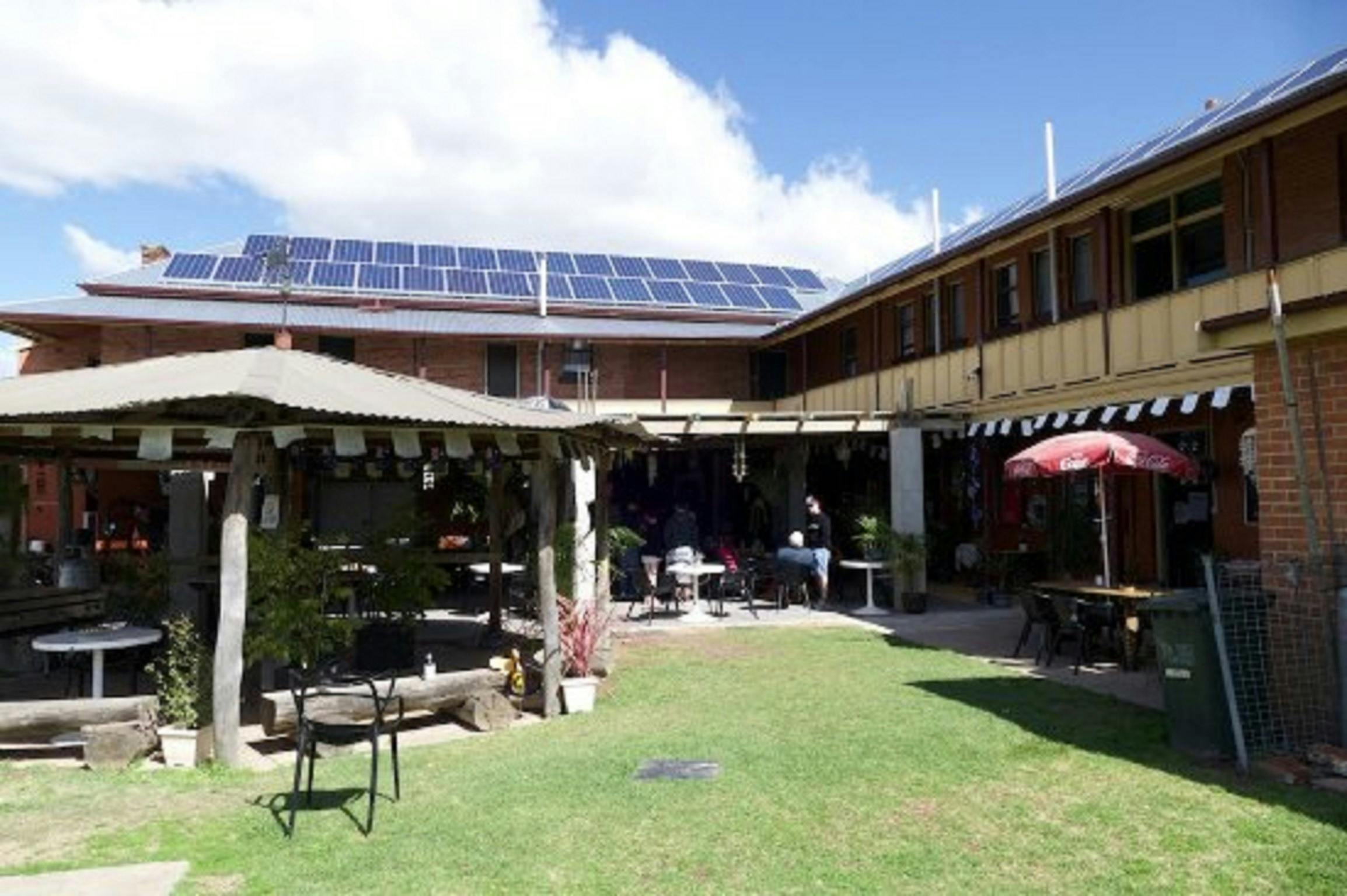 Commercial Hotel Bundarra - rear courtyard