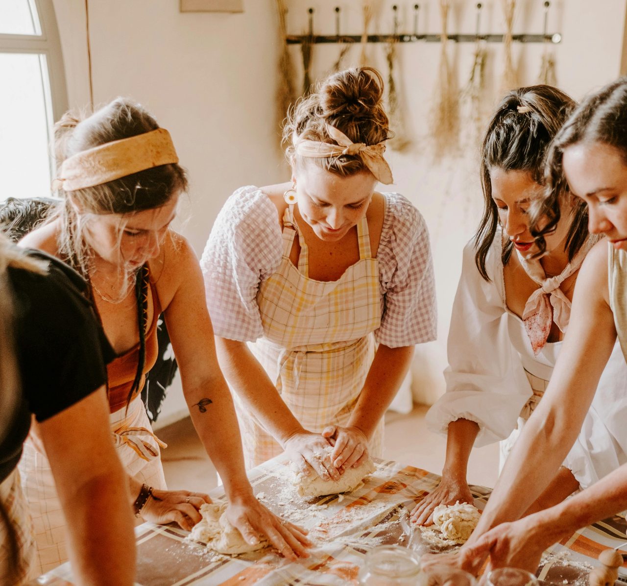 Pasta cooking class. French cooking class, plant based cooking classes , byron bay region Australia