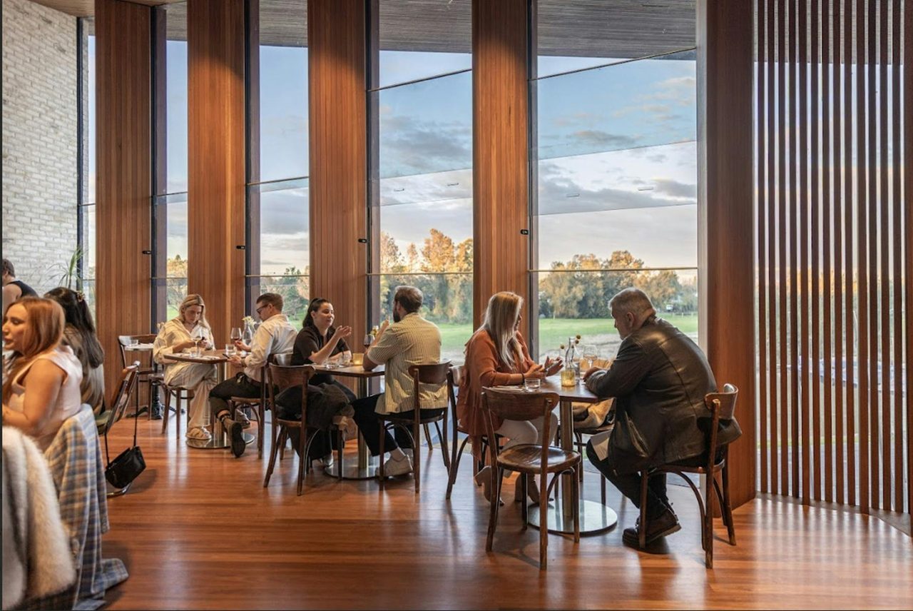 Acacia Dining