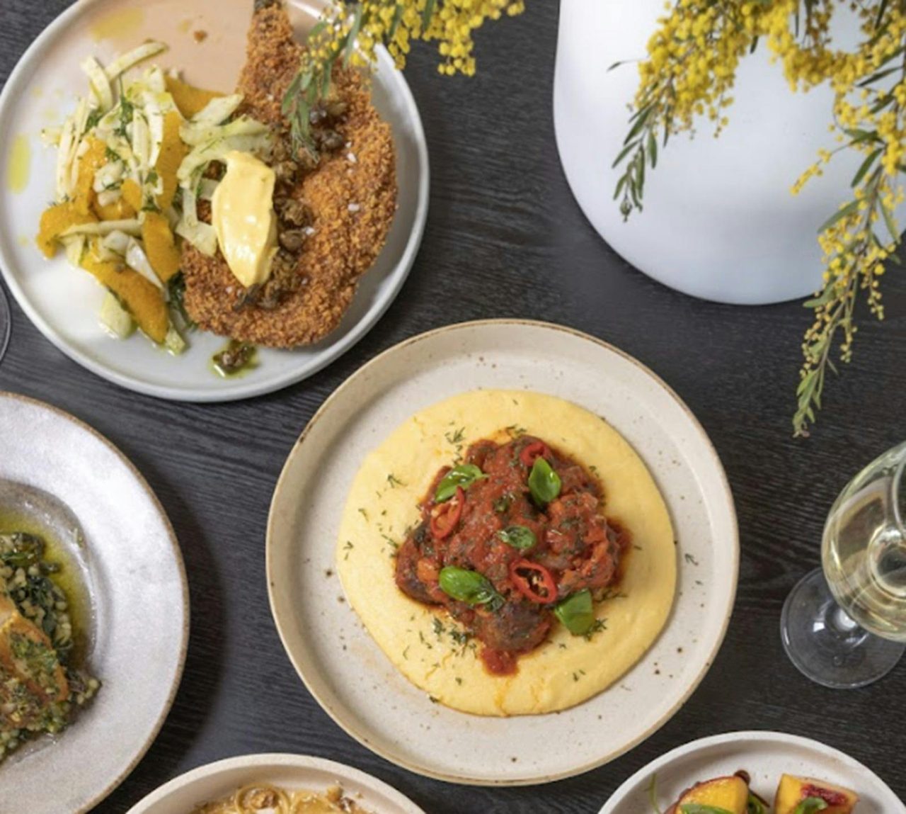 Acacia Dining