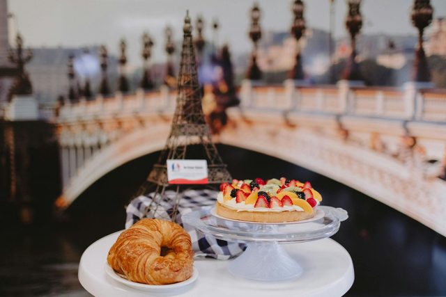 Artisan Baker - So French, So Fresh