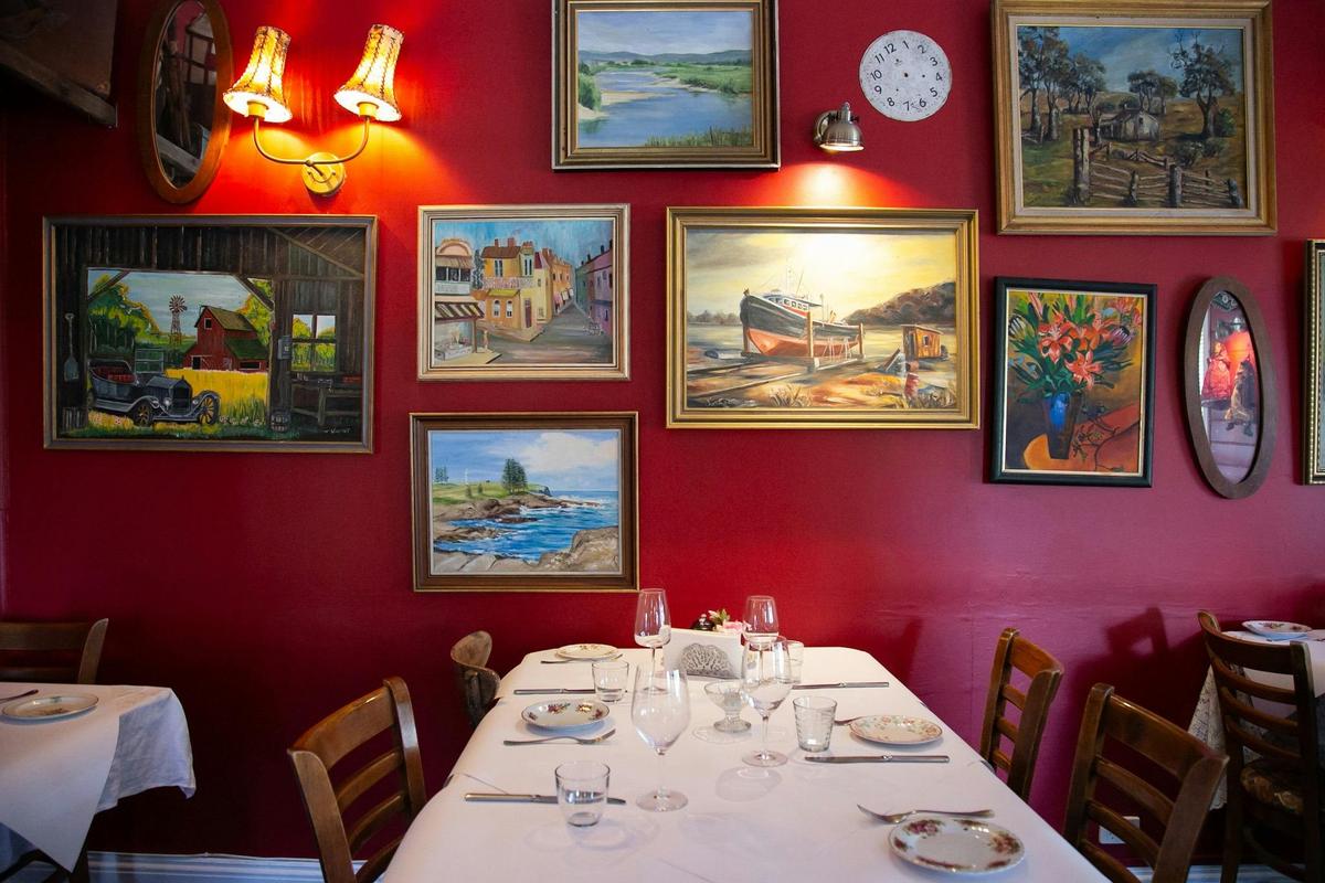 Avalon Restaurant Katoomba dining room