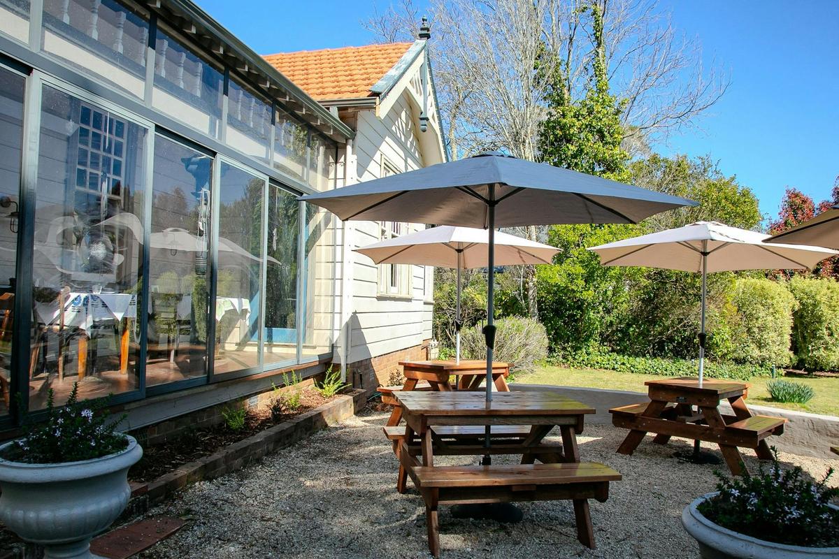 Avalon Restaurant Katoomba garden dining