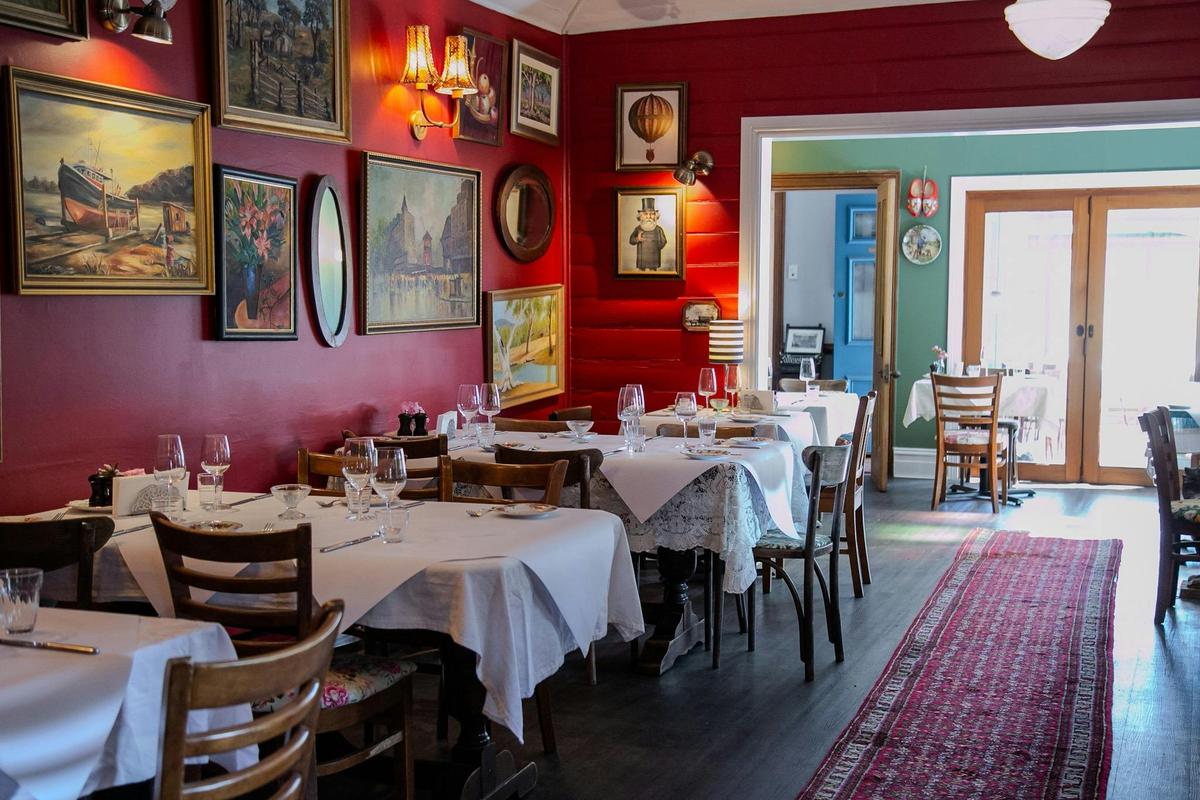 Avalon Restaurant Katoomba dining room