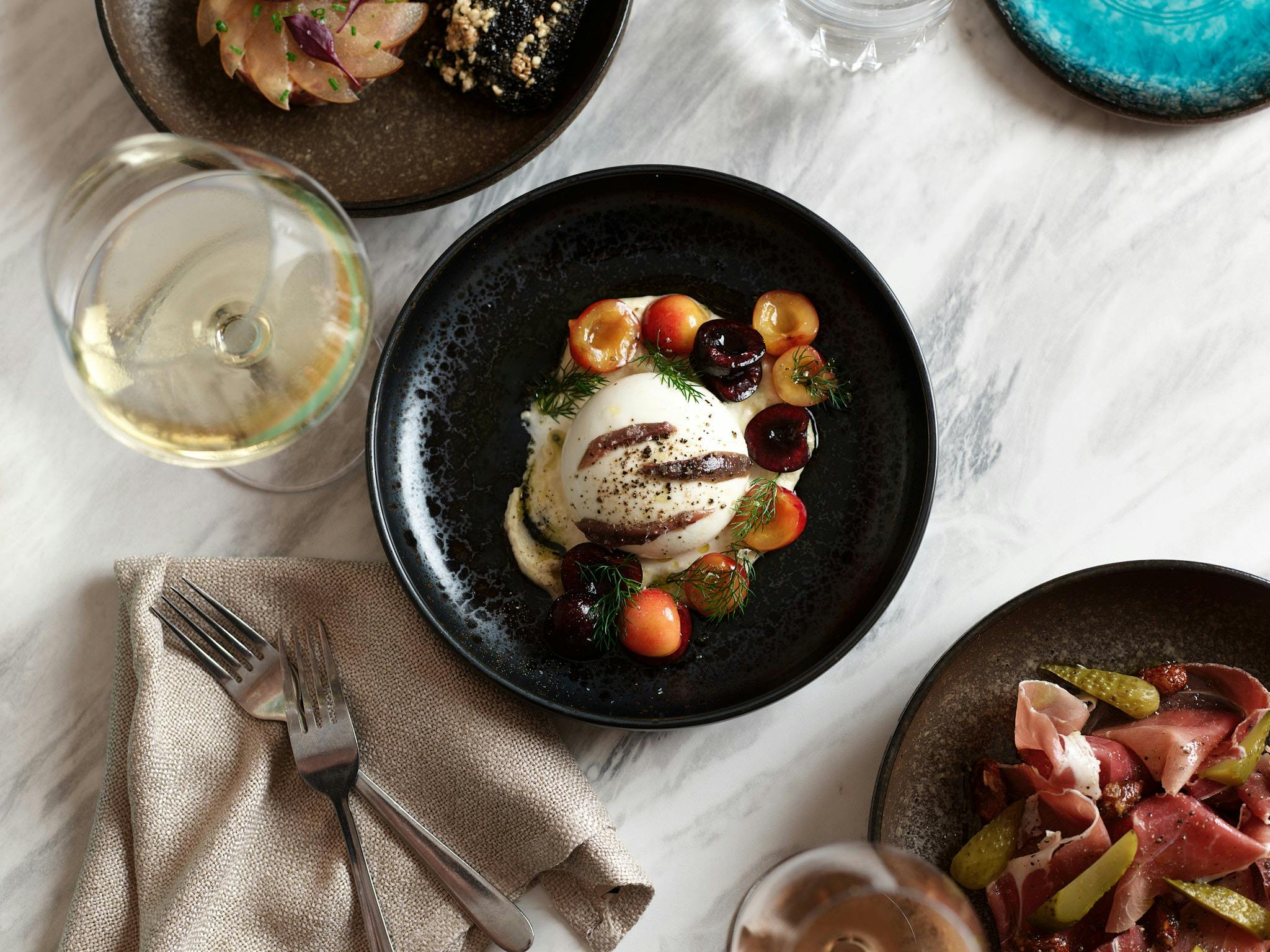 Blend of Australian & Italian flavors, celebrating culinary diversity.