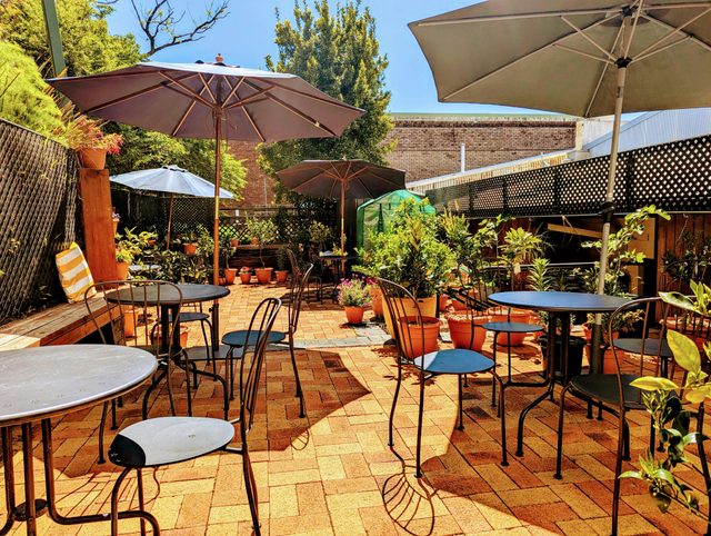 Bang Bowls Cafe and Restaurant