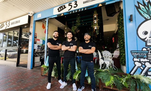 Bar 53