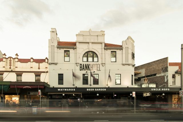 Bank Hotel Newtown